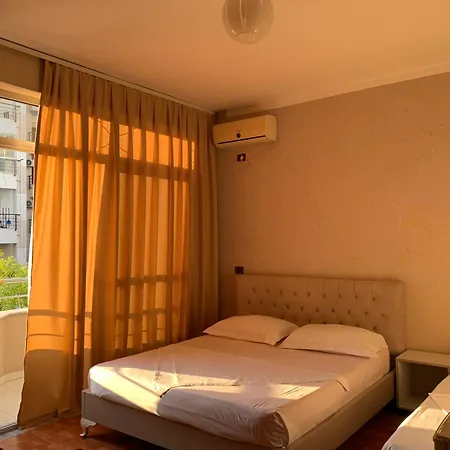 Mozart 2 Hotel 3*